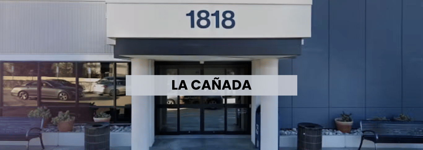 LA CANADA
